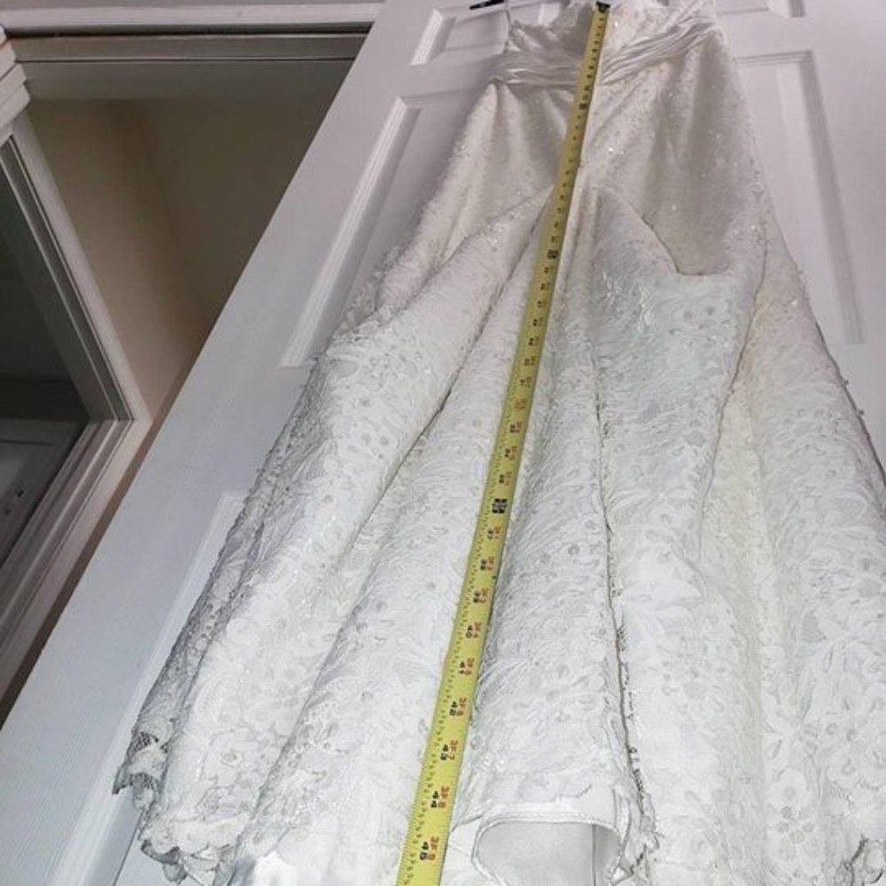 David's Bridal Wedding dress Style VW9469 - Picture 6 of 8